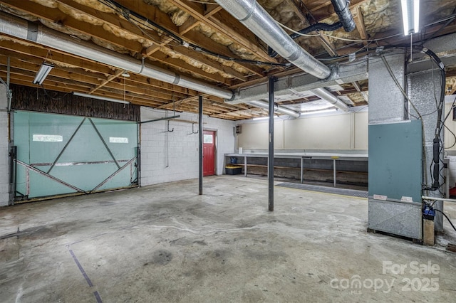 2653 Fairway Acres Cir, Lenoir, NC 28645 - unfinished below grade area featuring heating unit