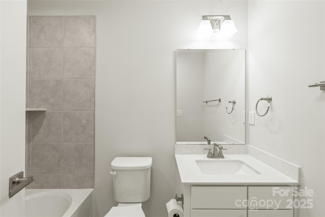 420 E 16th St, Charlotte, NC 28206 - full bath with toilet, vanity, and  shower combination