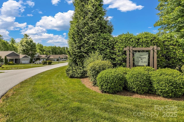 32 White Fox Dr, Fletcher, NC 28732 - community sign with a yard