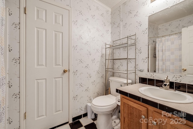 553 New Hope Rd, Rutherfordton, NC 28139 - bathroom with wallpapered walls, ornamental molding, vanity, toilet, and a shower with curtain