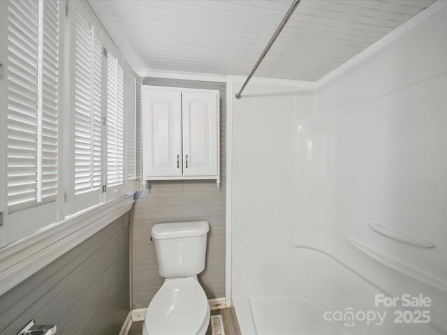 308 W Monroe St, Salisbury, NC 28144 - full bath with toilet