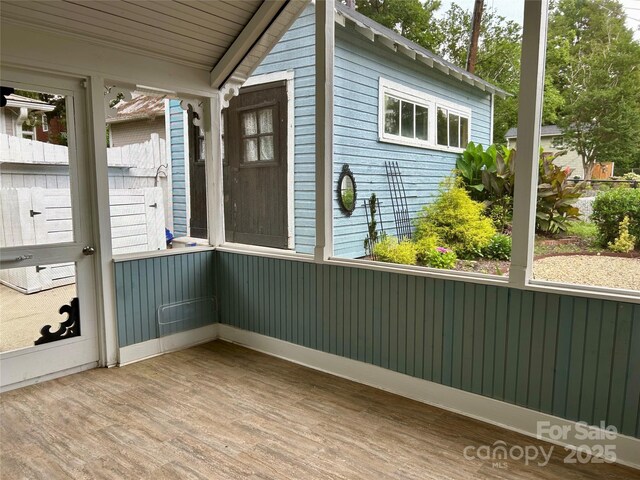 308 W Monroe St, Salisbury, NC 28144 - unfurnished sunroom with lofted ceiling