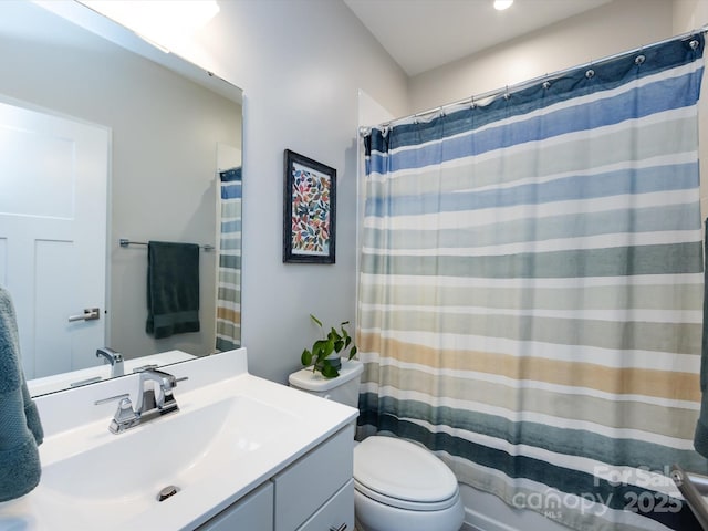 1839 Shumard Ln, Charlotte, NC 28205 - bathroom featuring vanity and recessed lighting