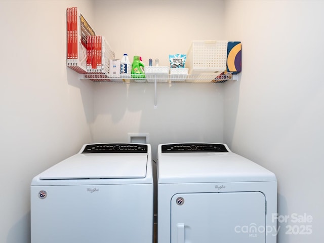 1839 Shumard Ln, Charlotte, NC 28205 - laundry area featuring independent washer and dryer