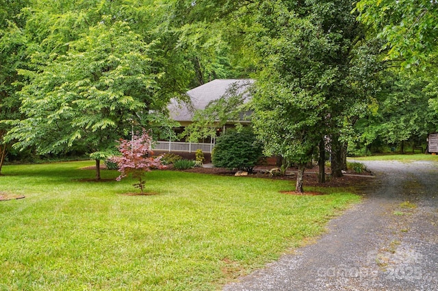 7725 Whitmire Ln, Mint Hill, NC 28227 - view of front of house with a front yard and driveway