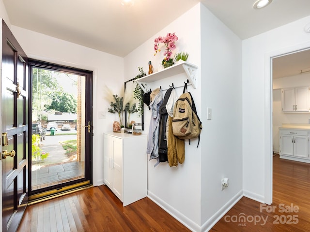 5809 Sharon Rd Unit G, Charlotte, NC 28210 - entrance foyer featuring dark wood-style flooring and baseboards