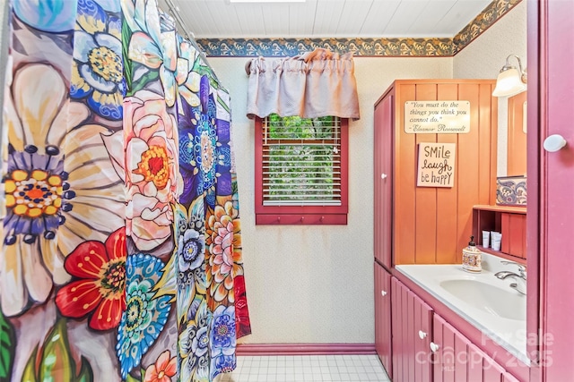 260 Smoky View Dr, Bryson City, NC 28713 - full bath with vanity and tile patterned floors