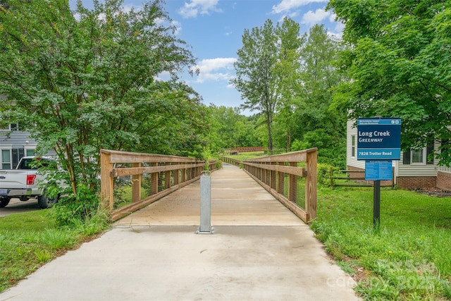 8624 Canter Post Dr, Charlotte, NC 28216 - view of surrounding community
