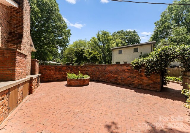 1226 Tarrington Ave, Charlotte, NC 28205 - view of patio