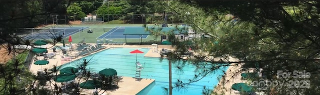 1201 Cliffspring Ct, Winston Salem, NC 27104 - drone / aerial view of a pool area