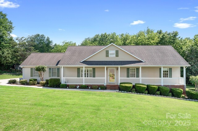 136 Barringer Dr, Statesville, NC 28625 - photo 5