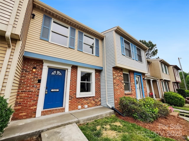 7609 Holly Grove Ct, Charlotte, NC 28227 - photo 9