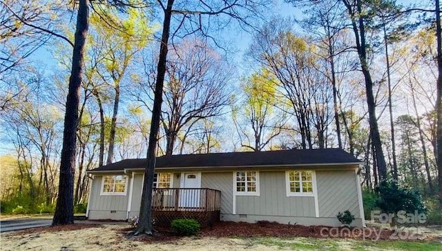 1583 Green Circle Dr, Gastonia, NC 28054 - ranch-style house with crawl space