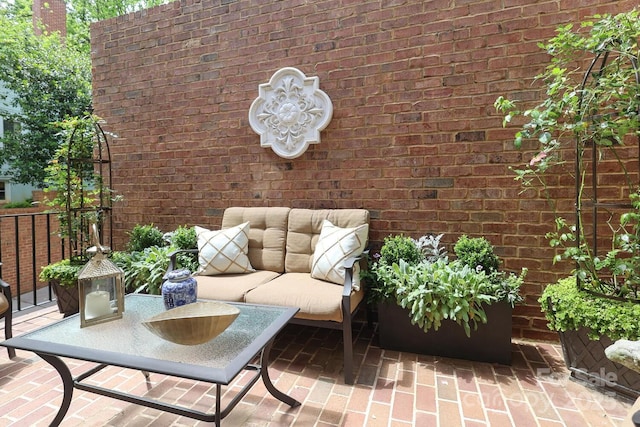 525 Queens Rd, Charlotte, NC 28207 - view of patio with outdoor lounge area
