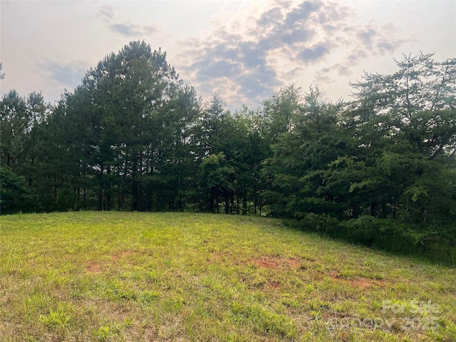 104 River View Dr, Mooresboro, NC 28114