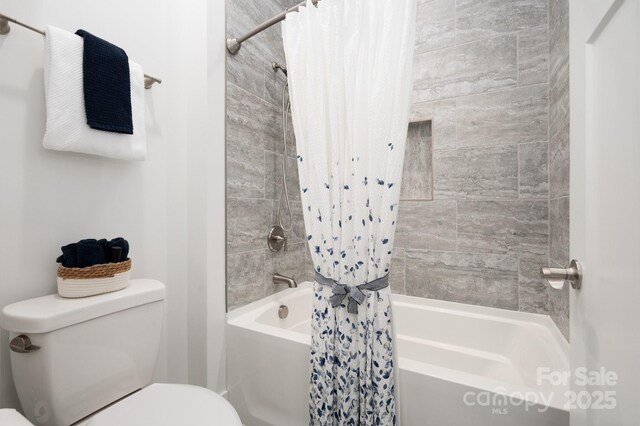 76 Creekside View Dr, Asheville, NC 28804 - bathroom featuring shower / tub combo with curtain and toilet