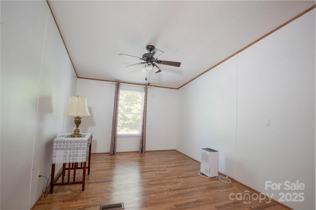 689 Bradford Rd, Burnsville, NC 28714 - photo 27