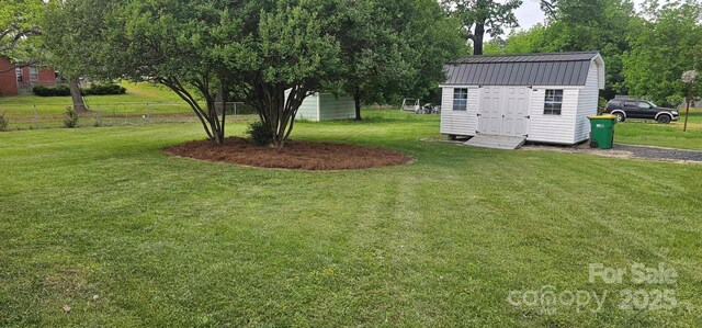 804 N Main St, Oakboro, NC 28129 - view of yard
