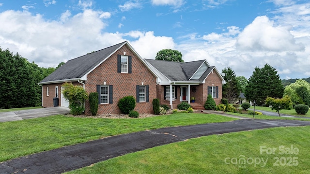 2250 Fitipaldi Dr, Morganton, NC 28655 - photo 2