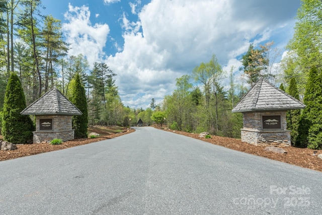 209 Harborside Dr, Nebo, NC 28761