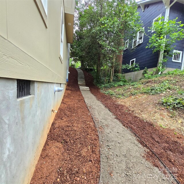 30 Sand Hill Rd, Asheville, NC 28806 - view of yard
