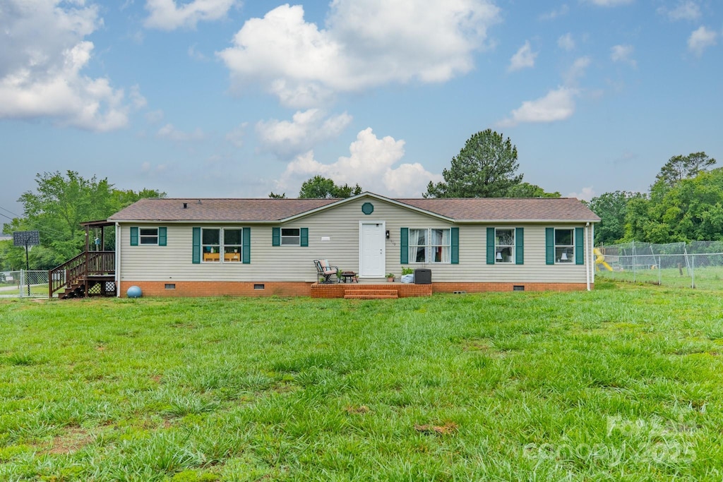 110 Crescent Heights Dr, Salisbury, NC 28146 - view of front of home featuring crawl space and a shingled roof