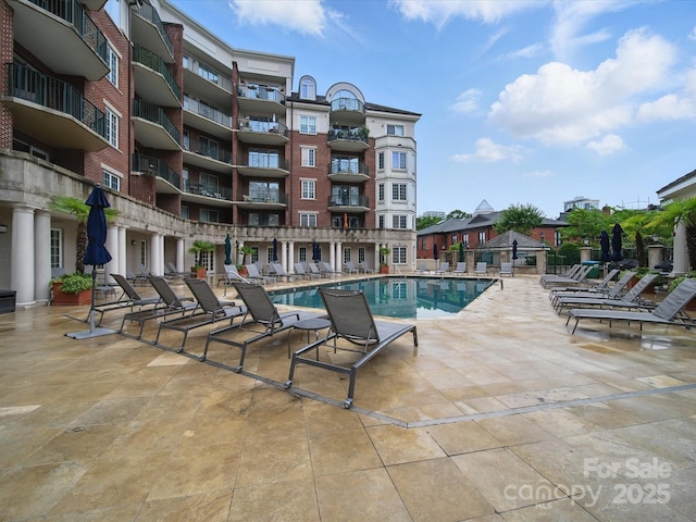300 W 5th St Unit 339, Charlotte, NC 28202 - community pool featuring a patio