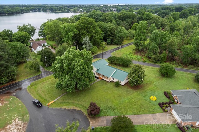 105 Pelican Ct, Mooresville, NC 28117 - bird's eye view of a nearby body of water