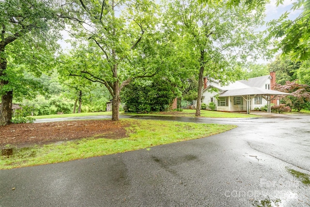 520 Eastwood Park Cir, Albemarle, NC 28001 - view of green lawn featuring driveway
