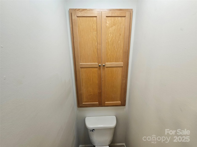 606 N St, Belmont, NC 28012 - bathroom featuring toilet