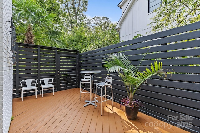 2424 Cumberland Ave, Charlotte, NC 28203 - view of deck