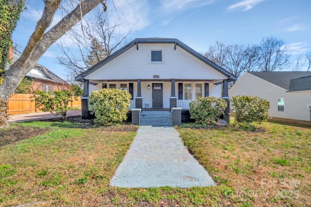 1003 S Ridge Ave, Kannapolis, NC 28083 - bungalow-style home with a porch