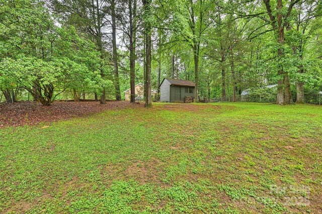 2301 Seth Thomas Rd, Charlotte, NC 28210 - view of yard