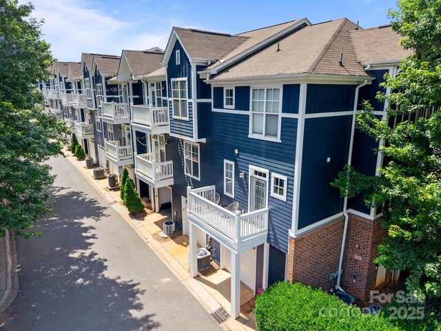 1556 Walnut View Dr, Charlotte, NC 28208 - view of building exterior