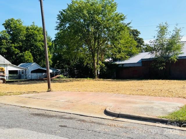 616 S Main St, Landis, NC 28088 - photo 3