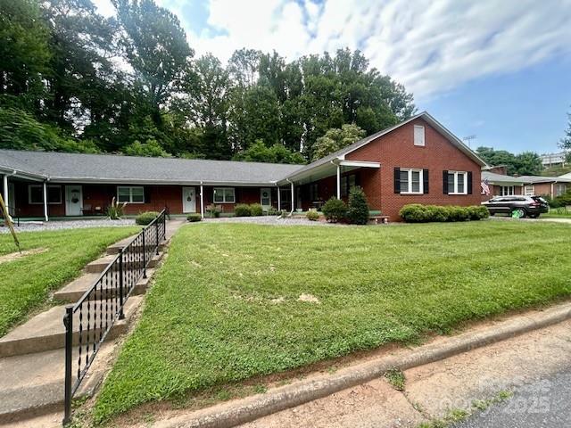 1014 Wright St SW Unit # 4, Lenoir, NC 28645 - ranch-style house featuring a front lawn and brick siding