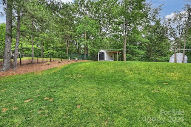 1119 Thornsby Ln, Matthews, NC 28105 - view of yard with view of scattered trees