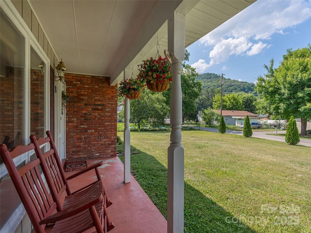 10 Estes Dr, Waynesville, NC 28786 - photo 4