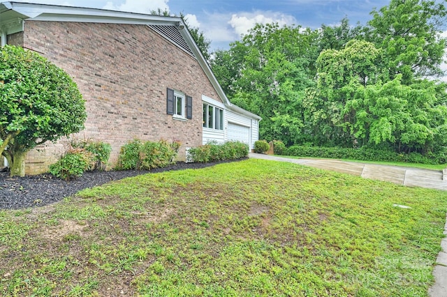 1961 Runnymede Ln, Charlotte, NC 28211 - view of side of home with brick siding and driveway