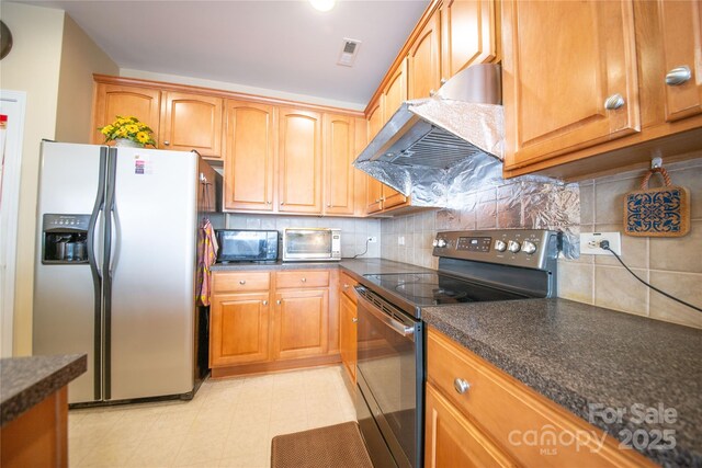 16525 Kettlewell Ln, Charlotte, NC 28277 - kitchen with appliances with stainless steel finishes, exhaust hood, dark countertops, and decorative backsplash
