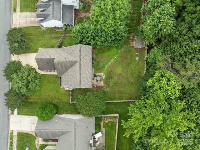 8906 Pickering Grove Ln, Charlotte, NC 28216 - aerial view