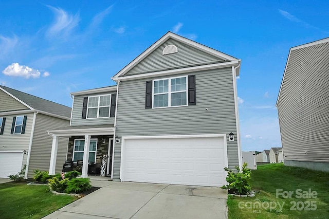 2013 Eastway Dr, Dallas, NC 28034 - traditional-style home with a garage, driveway, and a front yard