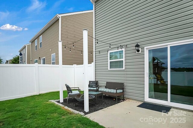 2013 Eastway Dr, Dallas, NC 28034 - view of patio