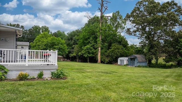 1266 18th St NE, Hickory, NC 28601 - view of grassy yard featuring a wooden deck