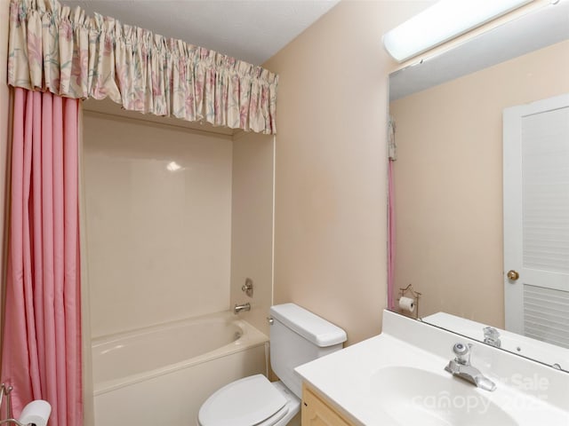 202 Terrell Rd, Clyde, NC 28721 - full bathroom featuring toilet, vanity, and shower / tub combo