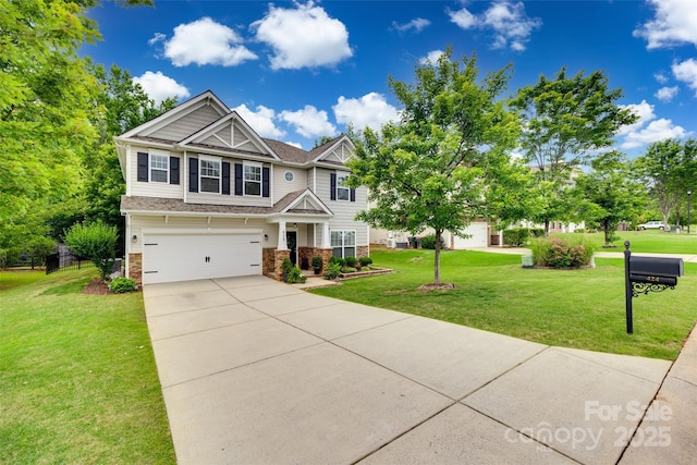 424 Castlebury Ct, Clover, SC 29710 - craftsman inspired home featuring driveway, an attached garage, a front lawn, and brick siding