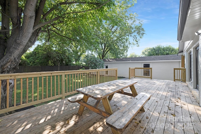 4838 Keats Ave, Charlotte, NC 28212 - view of wooden terrace