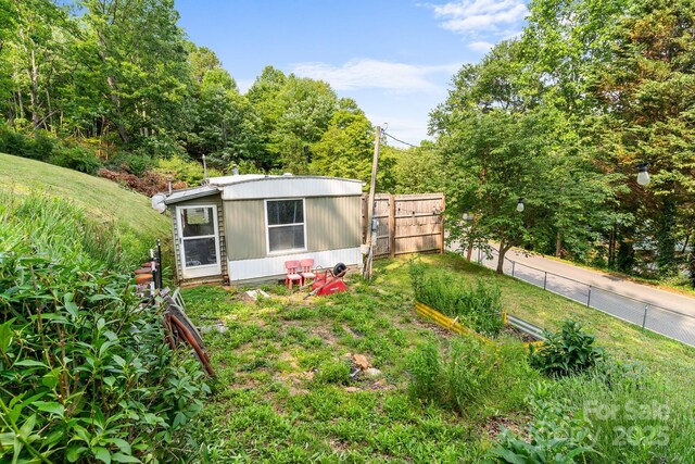 355 Dix Creek Rd, Leicester, NC 28748 - view of yard