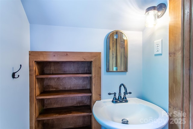 1146 Thomas Branch Rd, Marshall, NC 28753 - bathroom featuring a sink