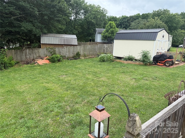 1895 Sandy Cir, Newton, NC 28658 - view of yard
